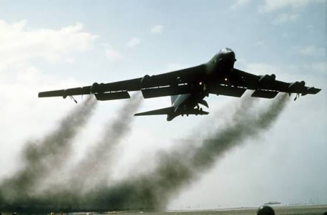 A B-52 Stratofortress bomber in flight, similar to the aircraft that crashed at Edwards Air Force Base in California.