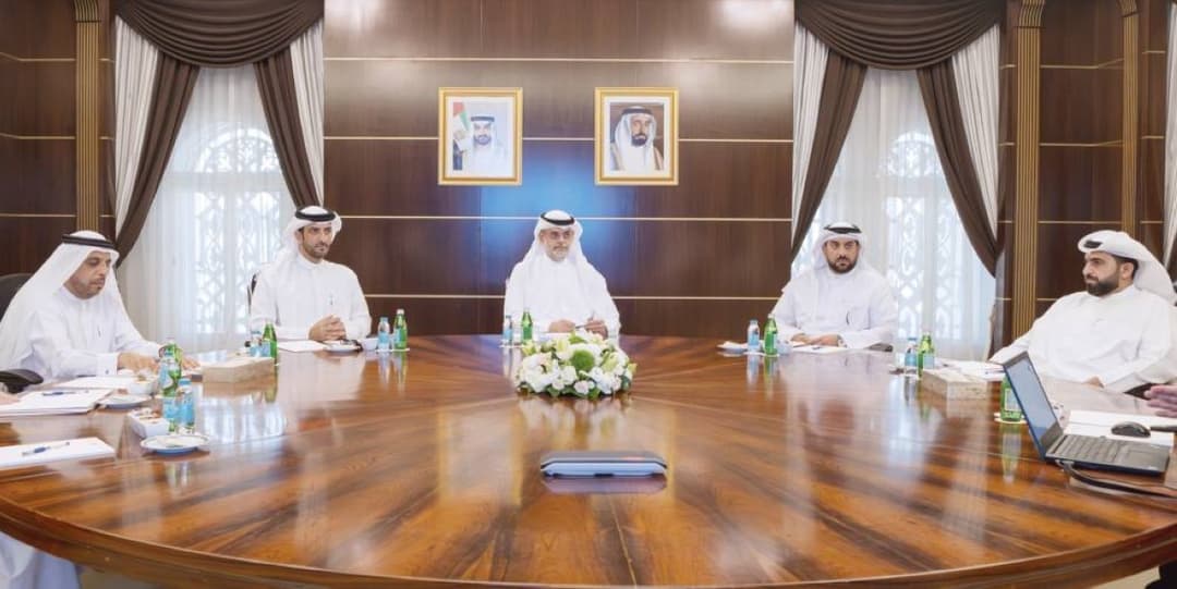Sheikh Sultan bin Mohammed bin Sultan Al Qasimi chairs the Sharjah Energy Council meeting at the Ruler's office.