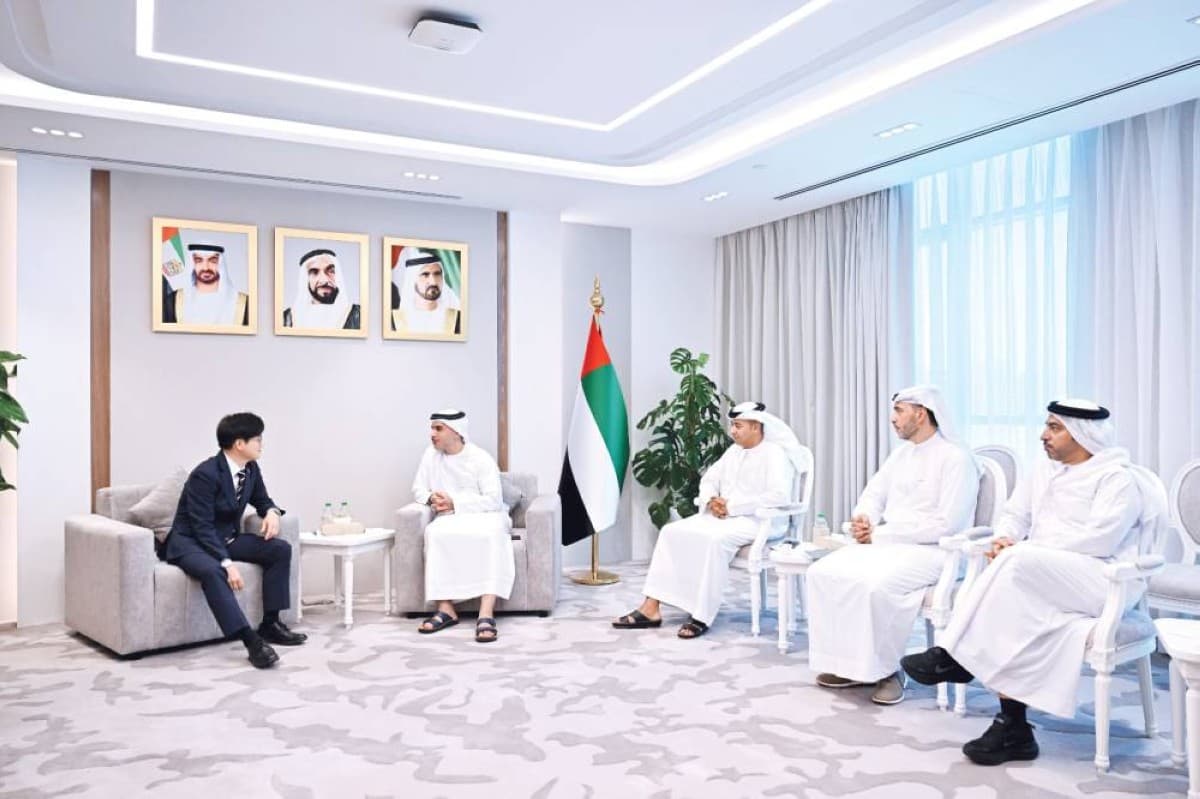 Engineer Sharif Al Olama, UAE Undersecretary for Energy and Petroleum Affairs, meets with South Korean Minister of Trade, Industry and Resources Junghoon Kim to discuss bilateral energy cooperation.