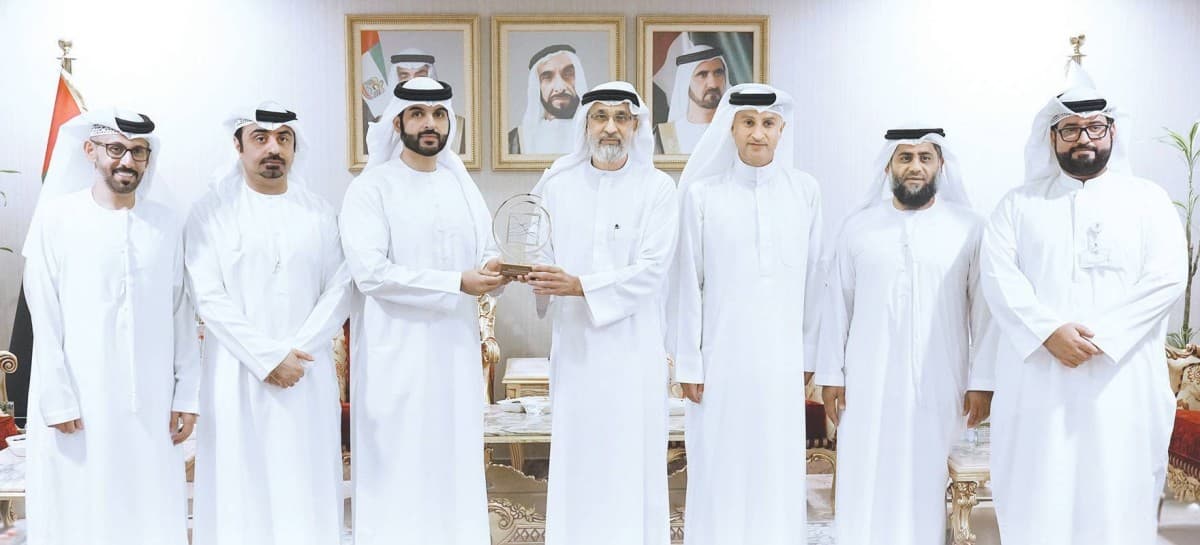 A delegation from the Mohammed bin Rashid Housing Establishment meeting with Dar Al Ber Society representatives to discuss community cooperation initiatives.