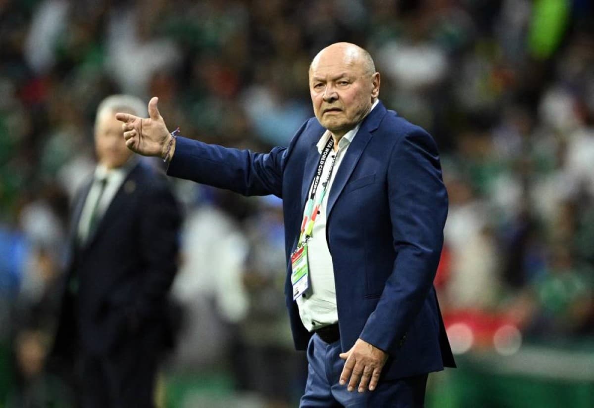 Czech Republic head coach Miroslav Kubík on the touchline during a 2026 World Cup group stage match.