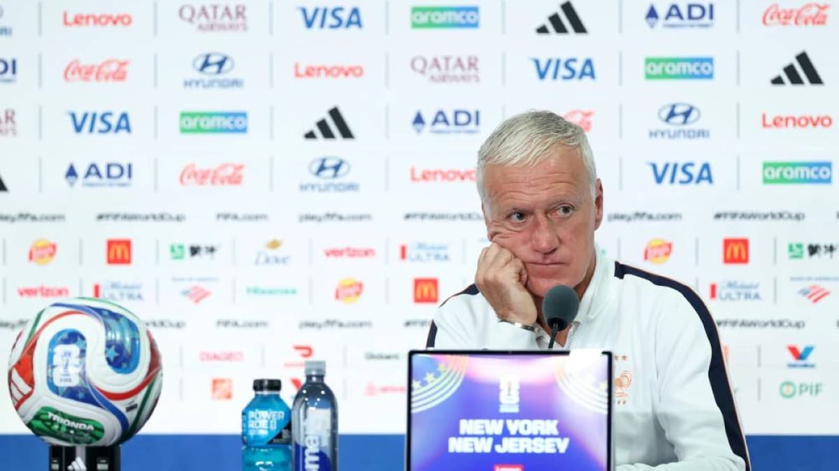 France manager Didier Deschamps addresses a press conference ahead of his side's round-of-32 World Cup match against Sweden.