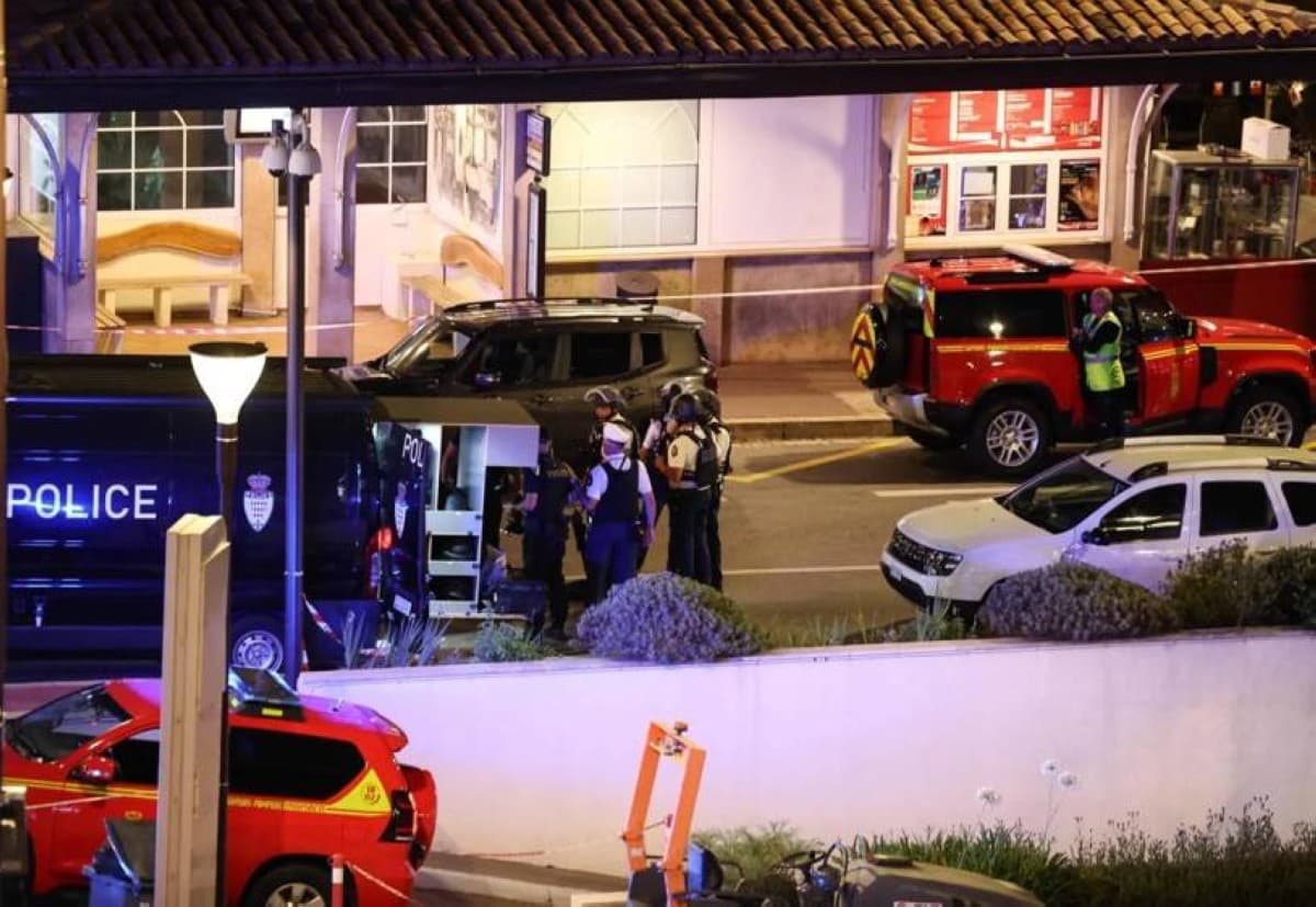 Security forces cordon off the area around a residential building in Monaco following an explosion that injured three people, including Ukrainian oligarch Vadim Yermolayev.