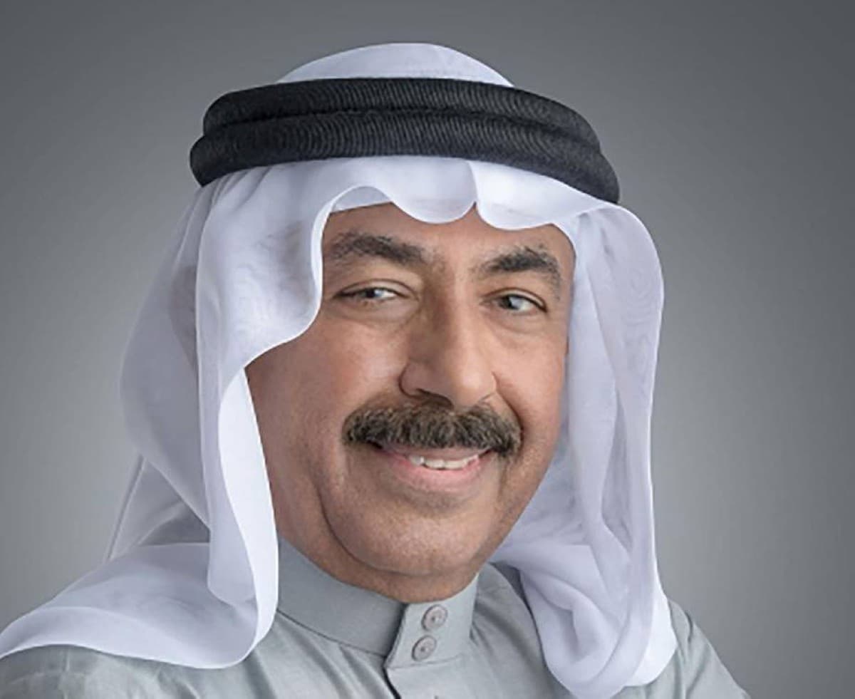 A portrait of Bahraini poet and cultural researcher Ali Abdullah Khalifa.