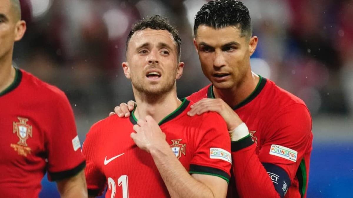 Portugal players pay tribute to the late Diogo Jota ahead of their 2026 World Cup round of 32 match against Croatia in Toronto.