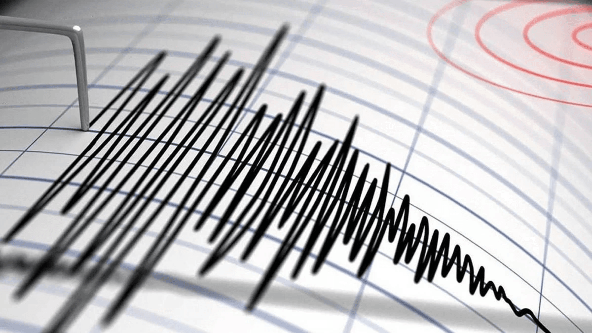 Aerial view of the central coast of Chile following a magnitude 5.5 earthquake.