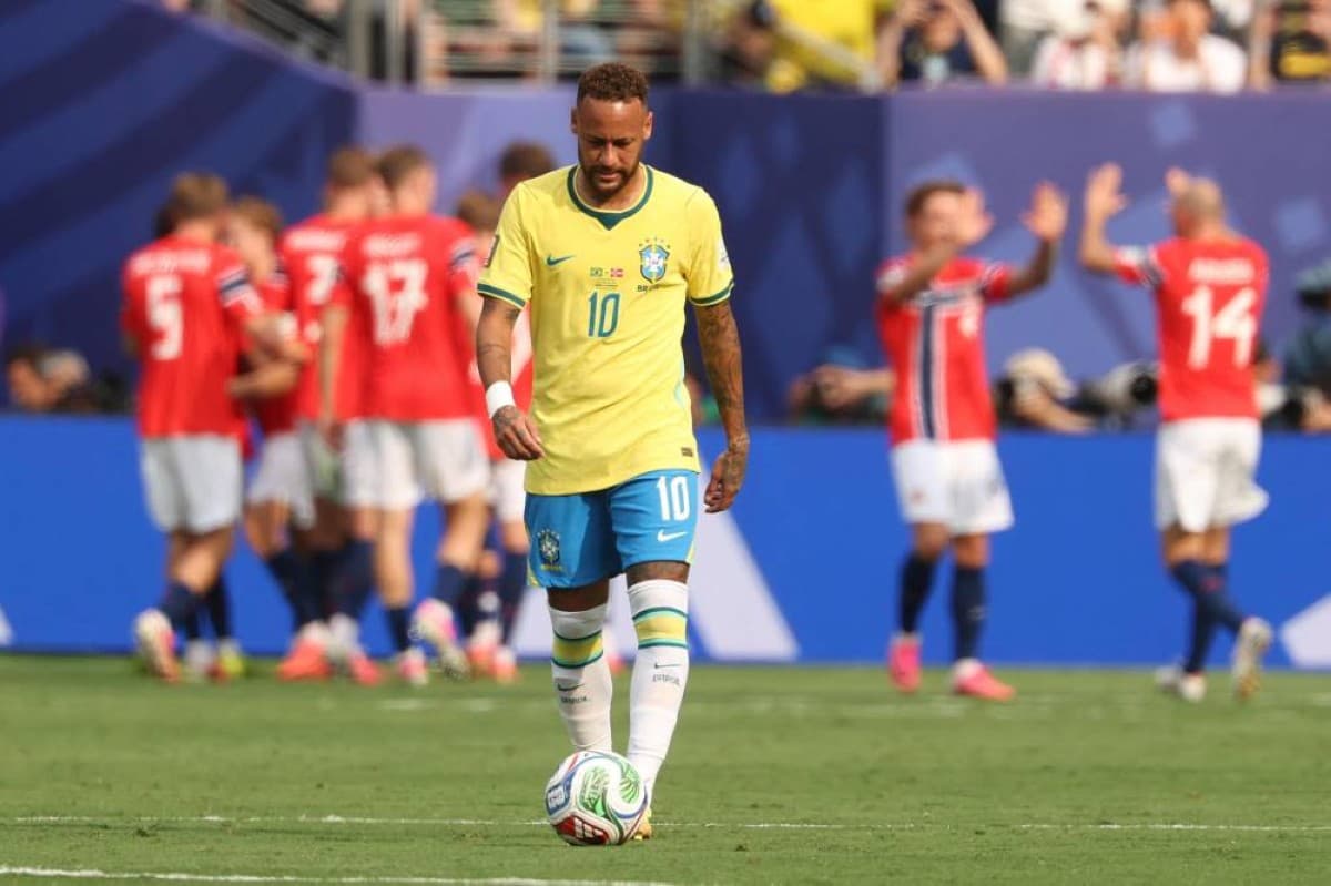Neymar in his Brazil national team jersey after the 2026 World Cup round-of-16 defeat to Norway.