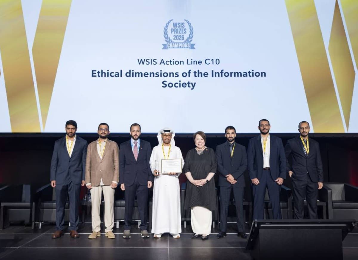 Dr. Mohamed Al Kuwaiti, Head of the UAE Government Cybersecurity Council, receiving the World Summit on the Information Society Champion 2026 award at the AI for Good Summit and WSIS Forum 2026.