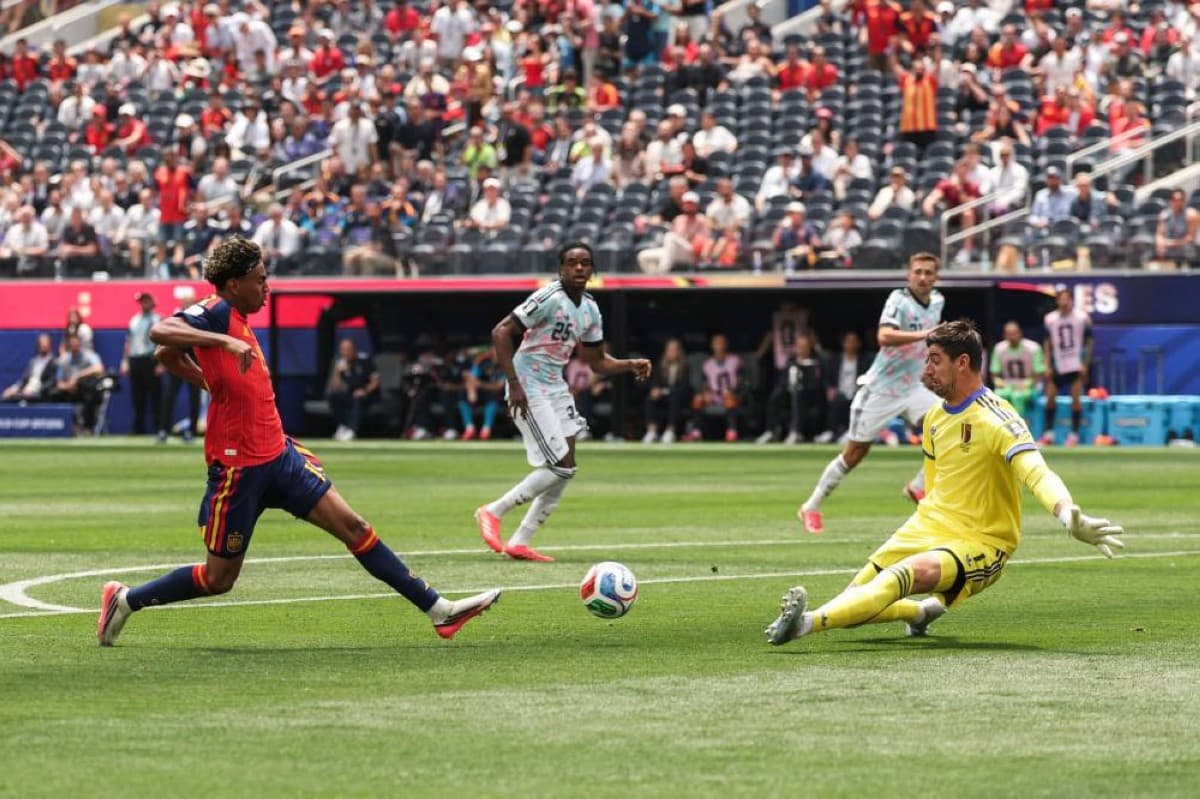 Lamine Yamal in action for Spain during their FIFA World Cup quarter-final match against Belgium.