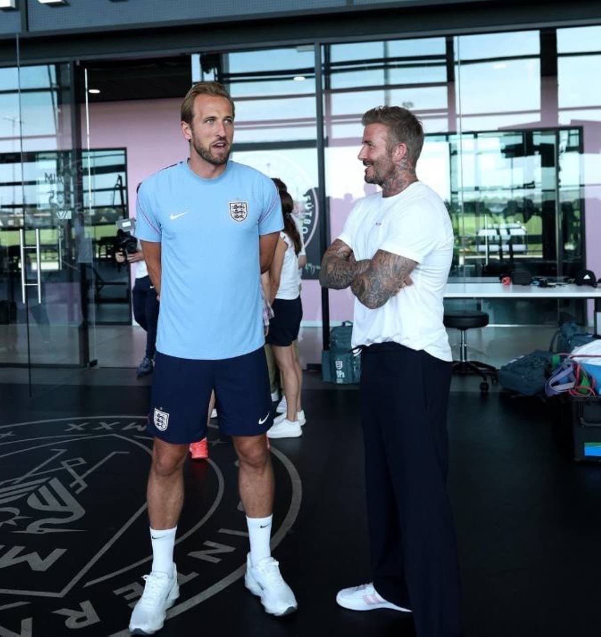 David Beckham meets England captain Harry Kane at the Three Lions' training base at Inter Miami's facilities in Florida during the 2026 World Cup.