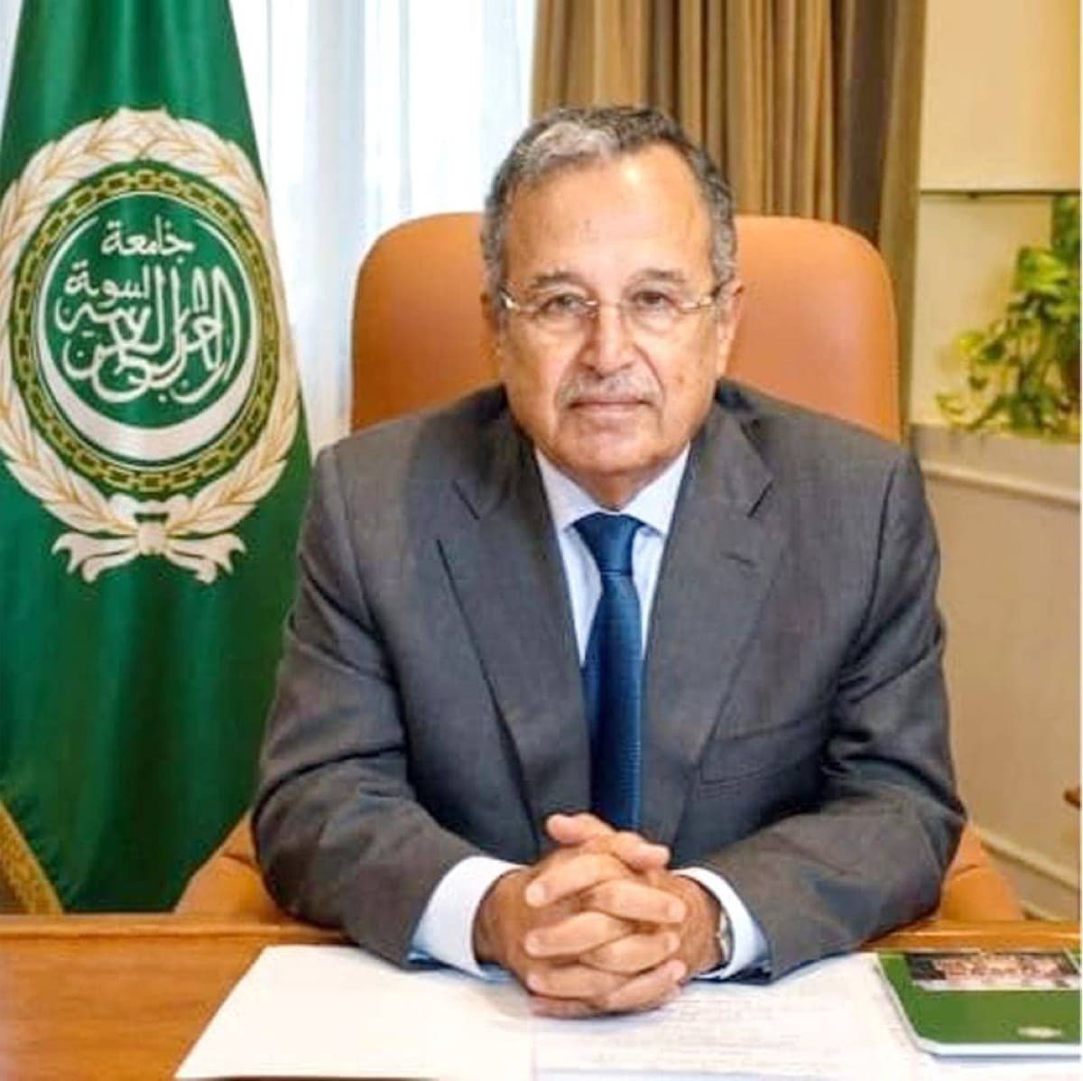 Arab League Secretary-General Nabil Fahmy delivering a statement condemning Iranian attacks on UAE and Arab states.