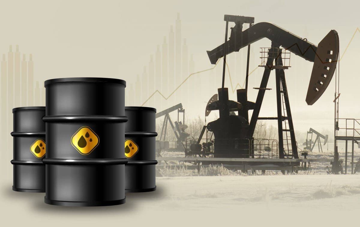 Oil storage tanks and pipelines illustrating the surge in crude prices amid escalating tensions in the Middle East.