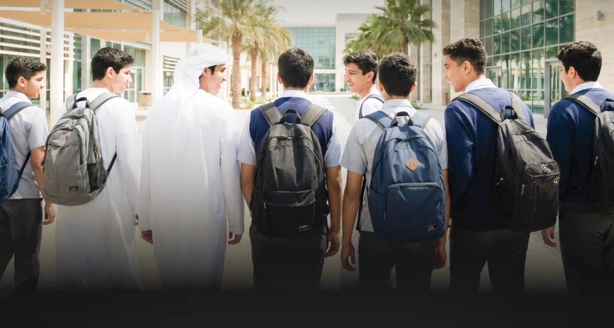 A visual from the UAE national anti-narcotics campaign promoting the 'United Front to Eradicate the Scourge' initiative targeting drug awareness among young people.