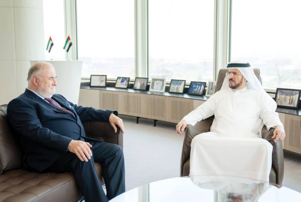 DEWA Managing Director and CEO Saeed Mohammed Al Tayer meets with World Water Council President Loïc Fauchon to discuss international water cooperation.
