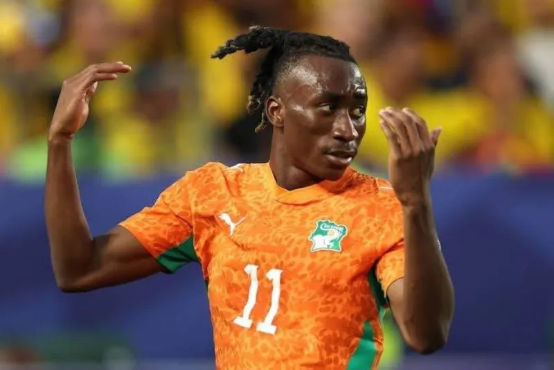 Young Ivorian winger Yan Dioumande in action for Ivory Coast at the 2026 World Cup.