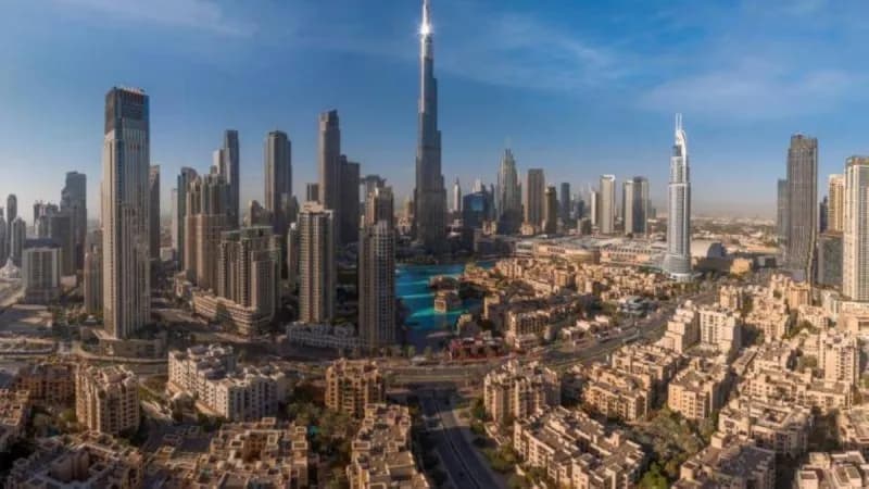 A skyline view representing the UAE's diversified economy and financial strength amid regional geopolitical tensions.