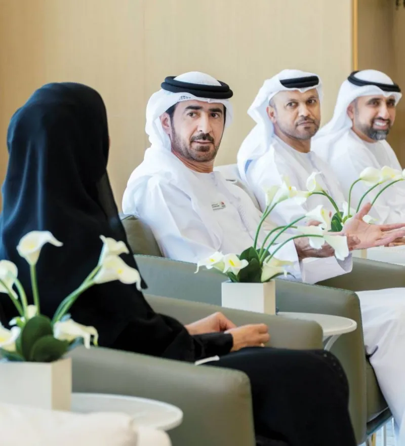 Dubai Courts Director Prof. Dr. Saif Ghanem Al Suwaidi meets with Community Development Authority Director General Hessa bint Issa Buhumaid and delegations to discuss the Unified Family Centre project.