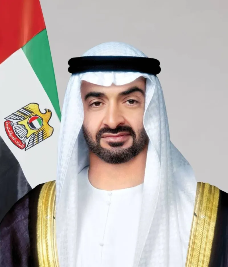 Sheikh Mohamed bin Zayed Al Nahyan meets with the Abu Dhabi Investment Authority delegation at the presidential reception.