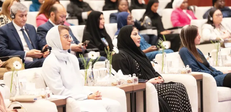 A high-level dialogue session on Emirati women in international forums, held jointly by the General Women's Union, the Ministry of Foreign Affairs, and the Anwar Gargash Diplomatic Academy.