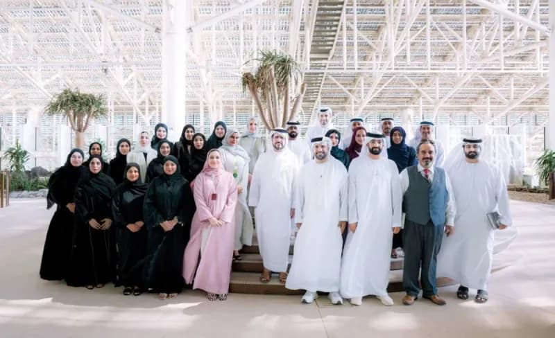 His Excellency Saeed Mohammed Al Tayer, CEO of DEWA, meeting with participants of the Mohamed bin Hamad Leaders Programme at DEWA's new headquarters in Dubai.