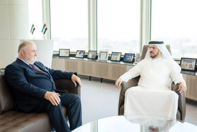 DEWA Managing Director and CEO Saeed Mohammed Al Tayer meets with World Water Council President Loïc Fauchon to discuss international water cooperation.